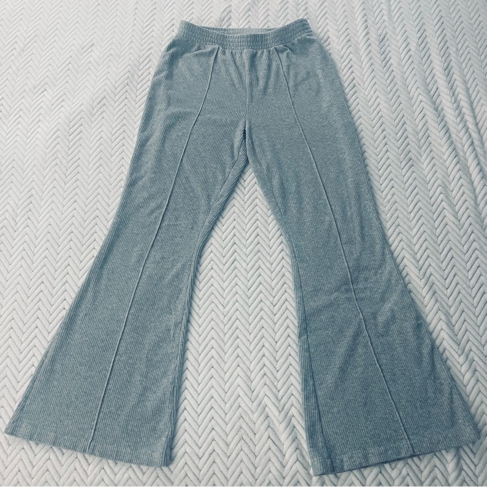 Aerie grey lounge pants size medium